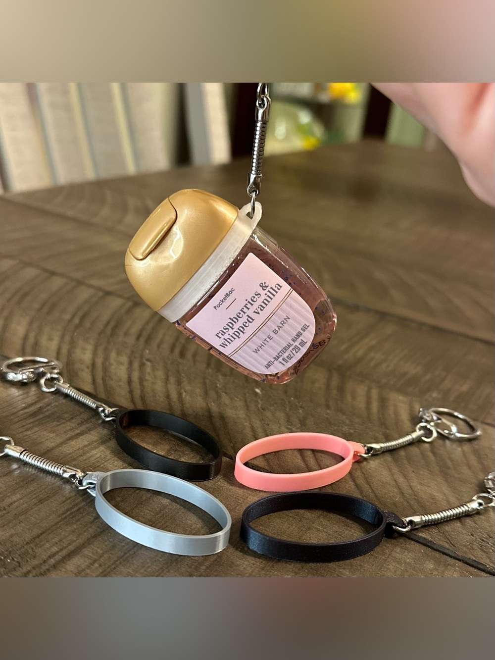 Bath & Body Works Pocketbac Hand Sanitizer Holder Keychain 5 pc Set - Picture 4 of 4